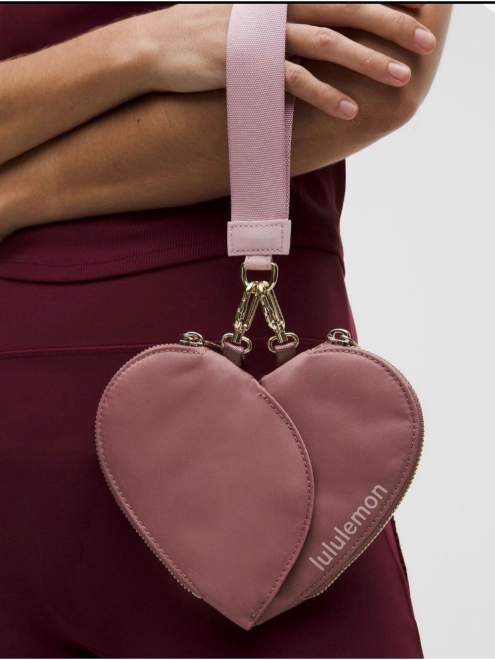 Lululemon - Dual Pouch Wristlet *Heart - NWT